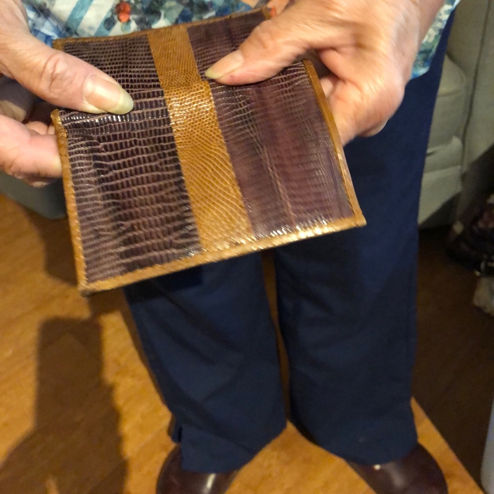 Snake skin wallet brown